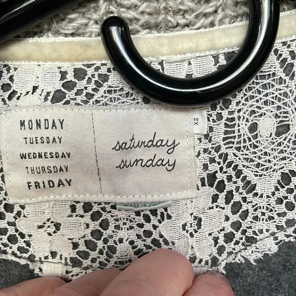 Saturday Sunday Anthropologie soft gray sweater size XS - Picture 2 of 4